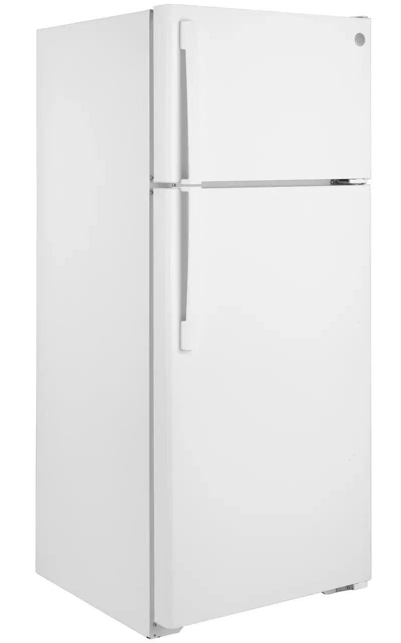 28" Counter Depth Top Freezer 17.5 Cu. Ft. Refrigerator | Fridge.com