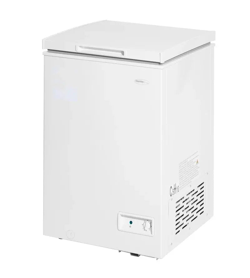 3.5 Cubic Feet Chest Freezer with Adjustable Temperature Controls | Fridge.com