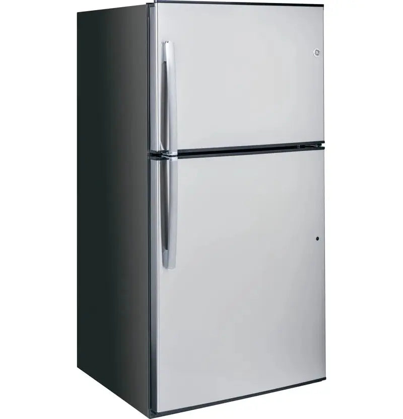 33" Energy Star® Top-Freezer 21.2 Cu. Ft. Refrigerator | Fridge.com