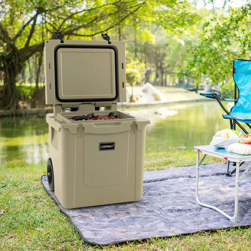 45 Quart Cooler Towable Ice Chest | Fridge.com