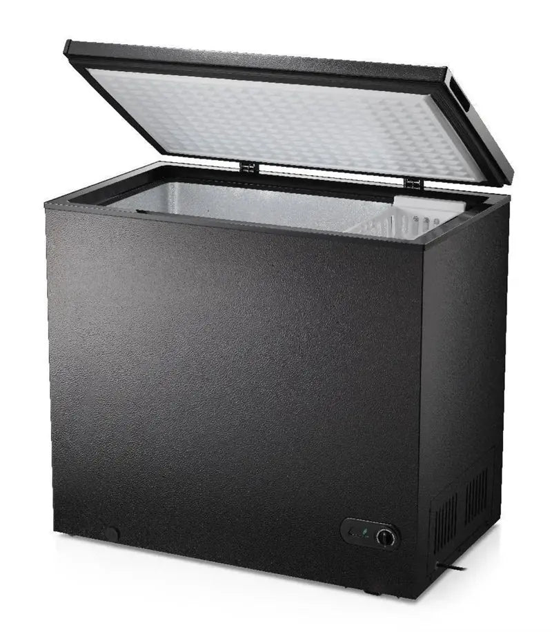 7 Cubic Feet Chest Freezer with Adjustable Temperature Controls | Fridge.com