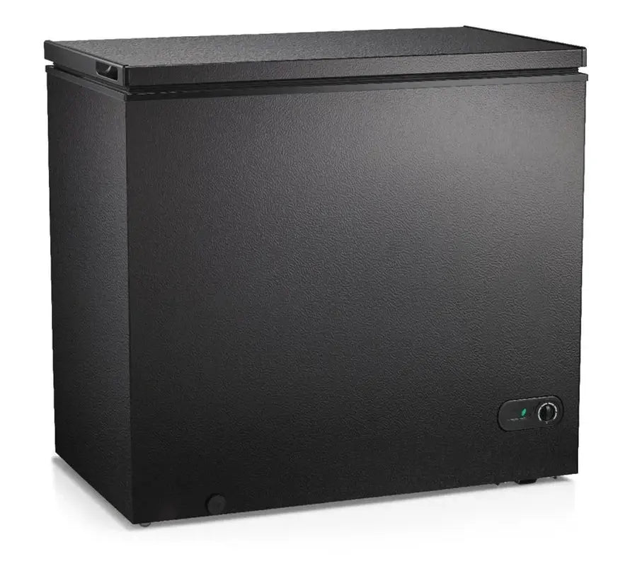 7 Cubic Feet Chest Freezer with Adjustable Temperature Controls | Fridge.com