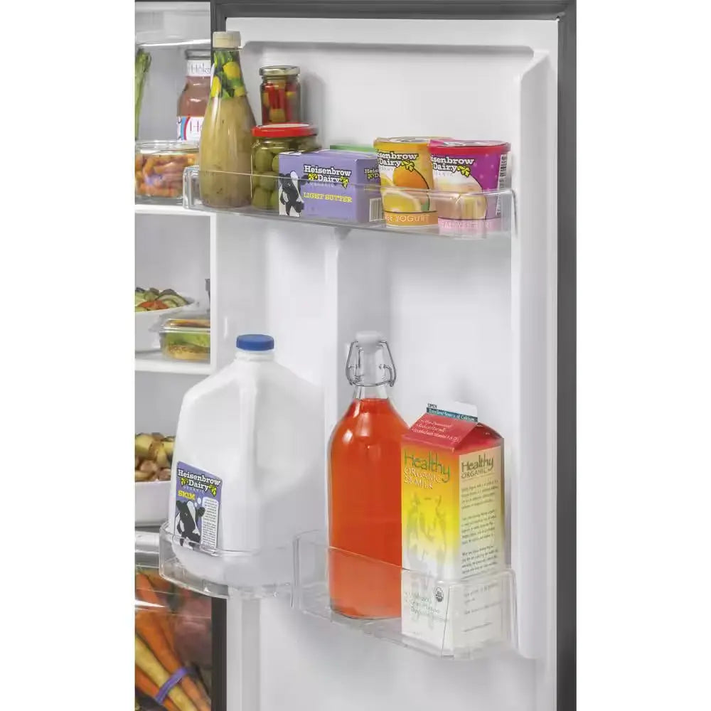 9.8 Cu. Ft. Top Freezer Refrigerator in White | Fridge.com