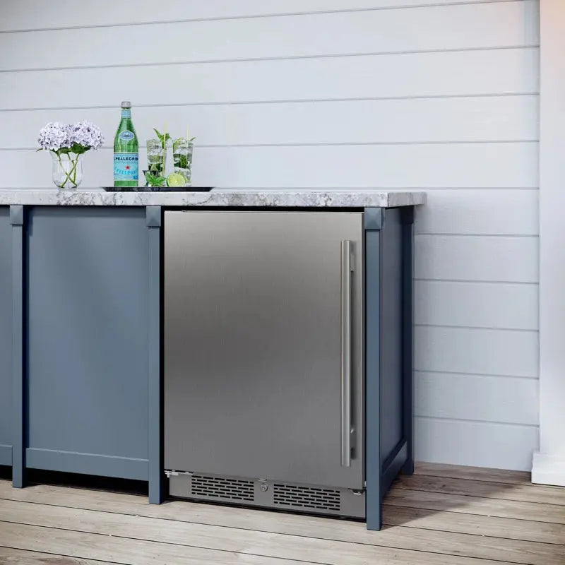 Avallon 5.66 Cubic Feet Convertible Mini Fridge | Fridge.com