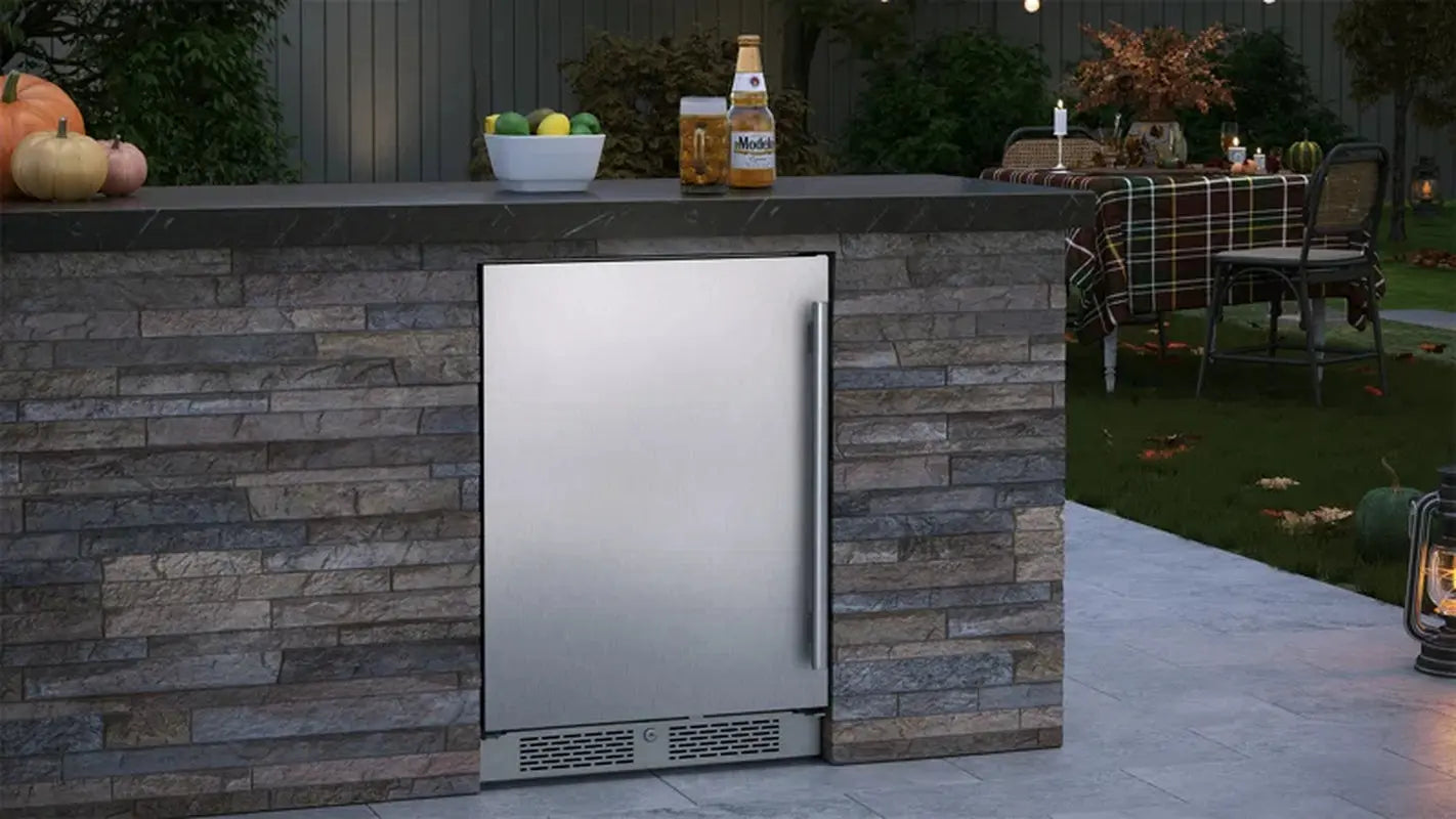 Avallon 5.66 Cubic Feet Convertible Mini Fridge | Fridge.com