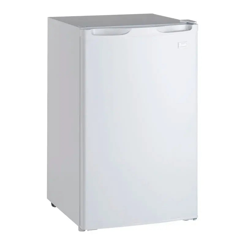 Avanti 4.4 Cu. Ft. Compact Refrigerator | Fridge.com