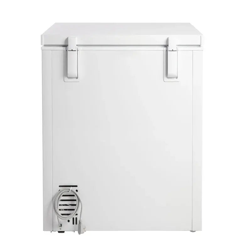 BLACK+DECKER 5.0 Cu. Ft. Chest Freezer, Holds up to 175 Lbs. of Frozen Food with Organizer Basket | Fridge.com