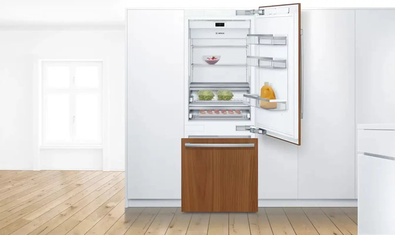 Benchmark 30'' Bottom Freezer Refrigerator 16 Cu. Ft. Refrigerator with Multi Air Flow | Fridge.com