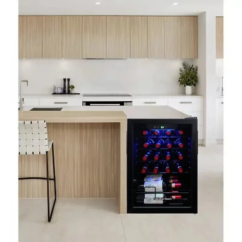 Hamilton Beach, 22-Bottle Wine/Beverage Cooler, Precision Digital Temperature Control | Fridge.com