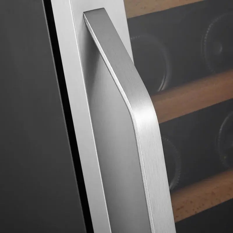 Built-In Wine Refrigerator 70 Oz. Freestanding Beverage Refrigerator with Wine Storage | Fridge.com