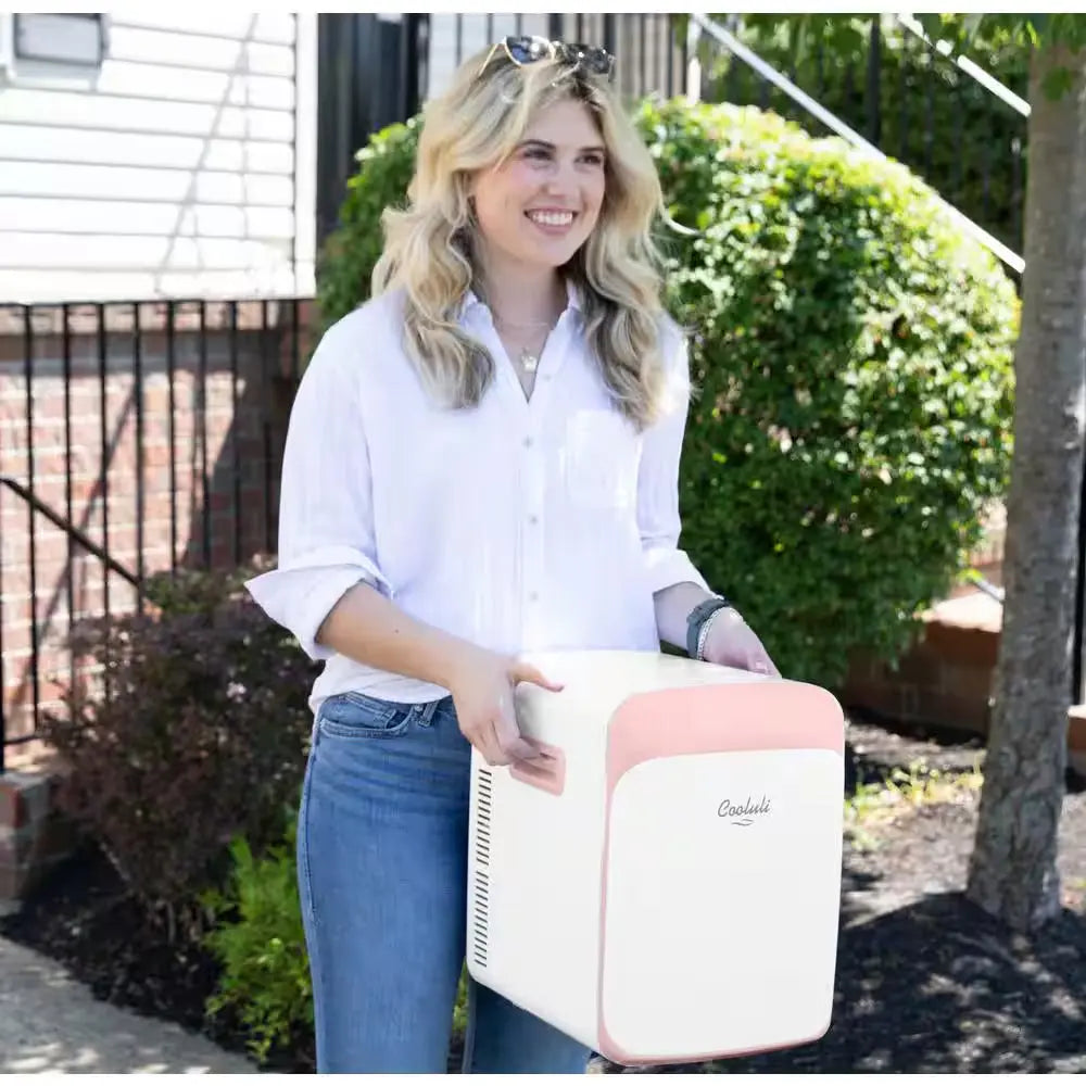 Classic 0.53 Cu. Ft. Retro Mini Fridge in Pink without Freezer | Fridge.com