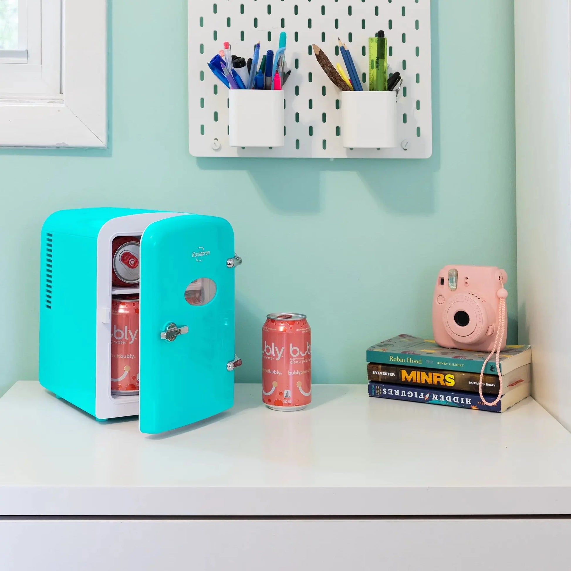 Koolatron 6 Can AC/DC Retro Mini Cooler Personal Mini Fridge Refrigerator, Pink | Fridge.com