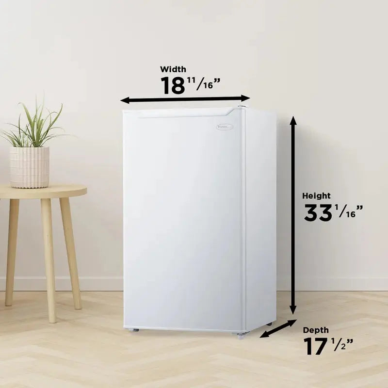 Danby 3.24 Cubic Feet Freestanding Mini Fridge | Fridge.com