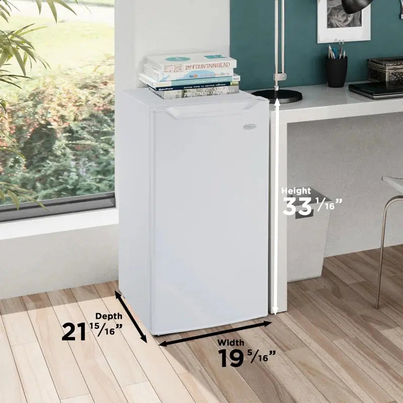 Danby 4.4 Cubic Feet Freestanding Mini Fridge | Fridge.com