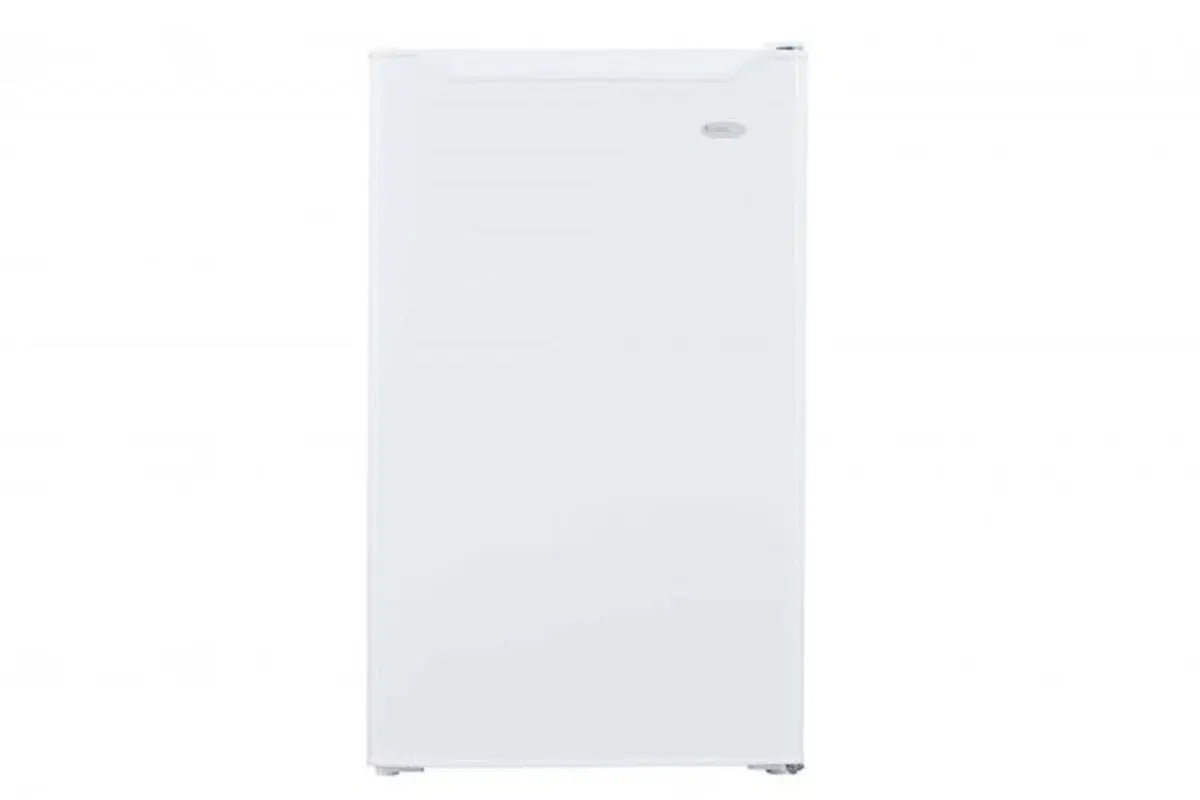 Danby 4.4 Cubic Feet Freestanding Mini Fridge | Fridge.com