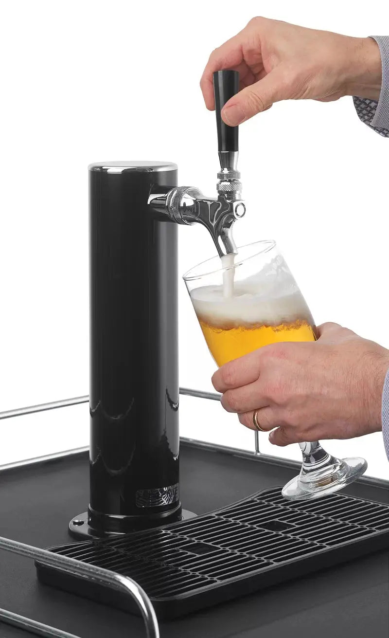 Danby 5.4 Cubic Feet Silver Single Tap Half Barrel (Full Size) Freestanding Kegerator with Adjustable Temperature | Fridge.com