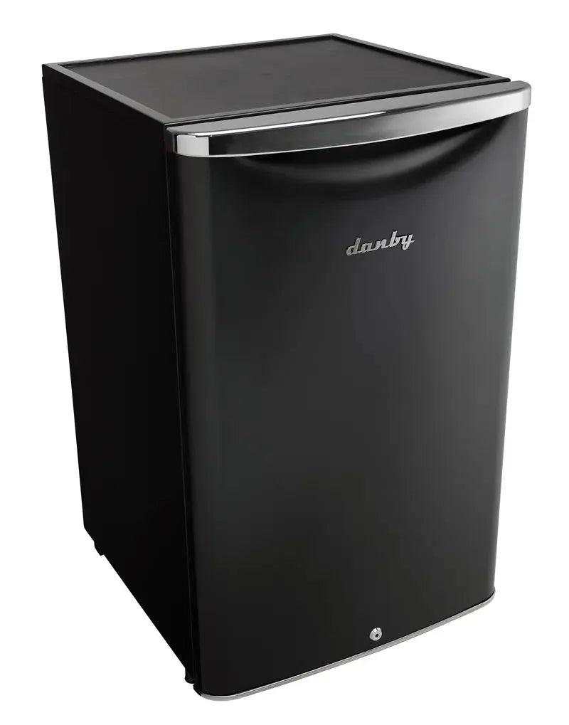 Danby Classic Retro 4.4 Cubic Feet Freestanding Mini Fridge | Fridge.com