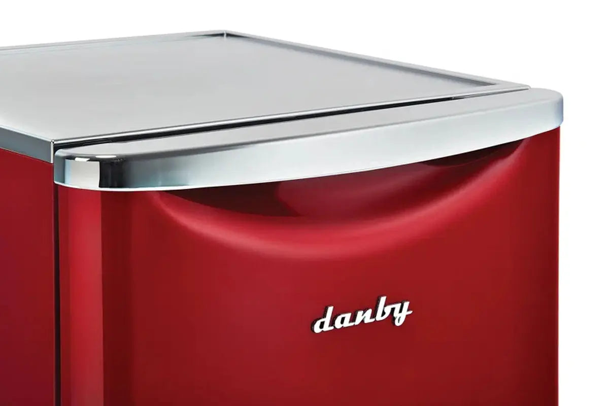 Danby Classic Retro 4.4 Cubic Feet Freestanding Mini Fridge | Fridge.com