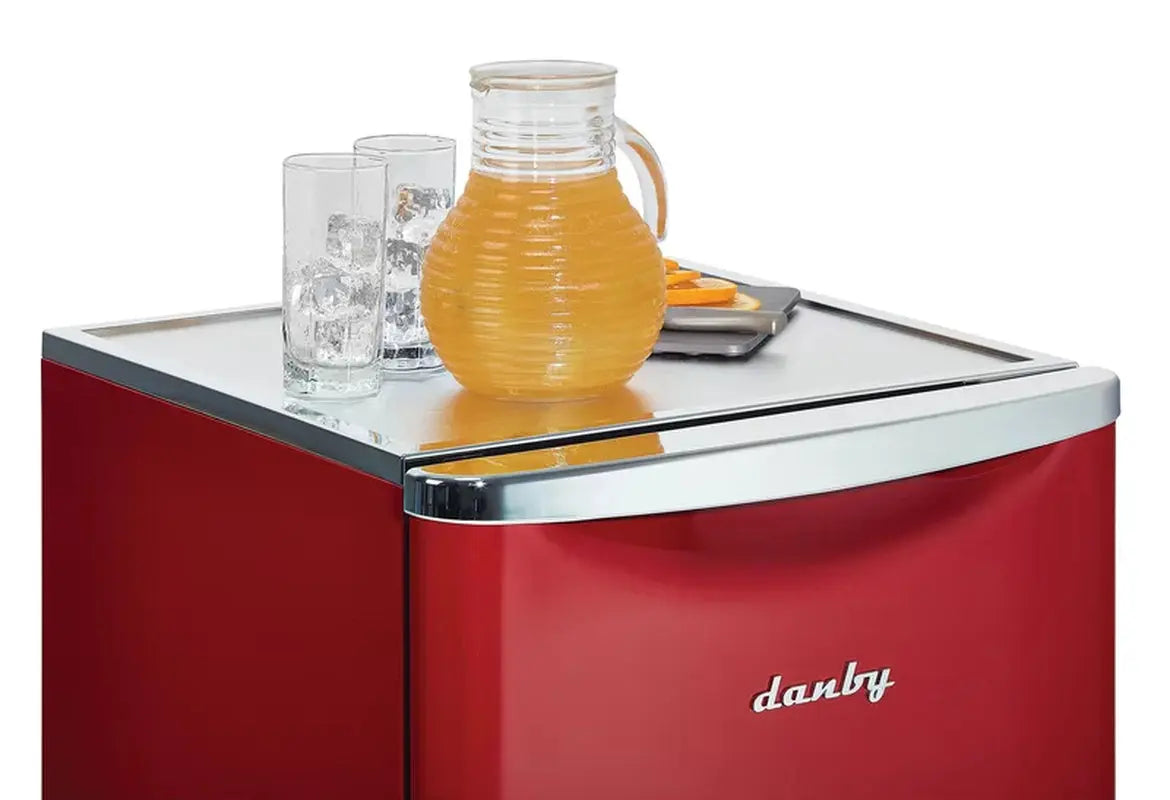 Danby Classic Retro 4.4 Cubic Feet Freestanding Mini Fridge | Fridge.com