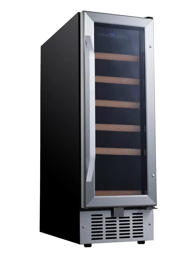 Edgestar 24.25'' 18 Bottle Single Zone Built-In Wine Refrigerator | Fridge.com