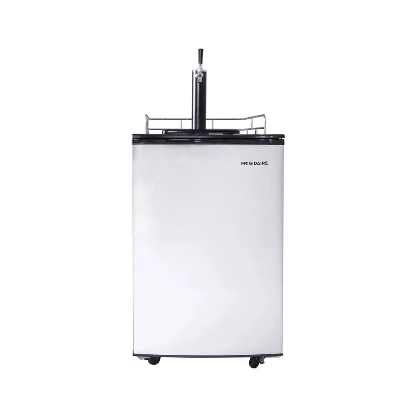 FRIGIDAIRE 6.1 Cu Ft Stainless Steel Kegerator Beer Bar, Standard | Fridge.com