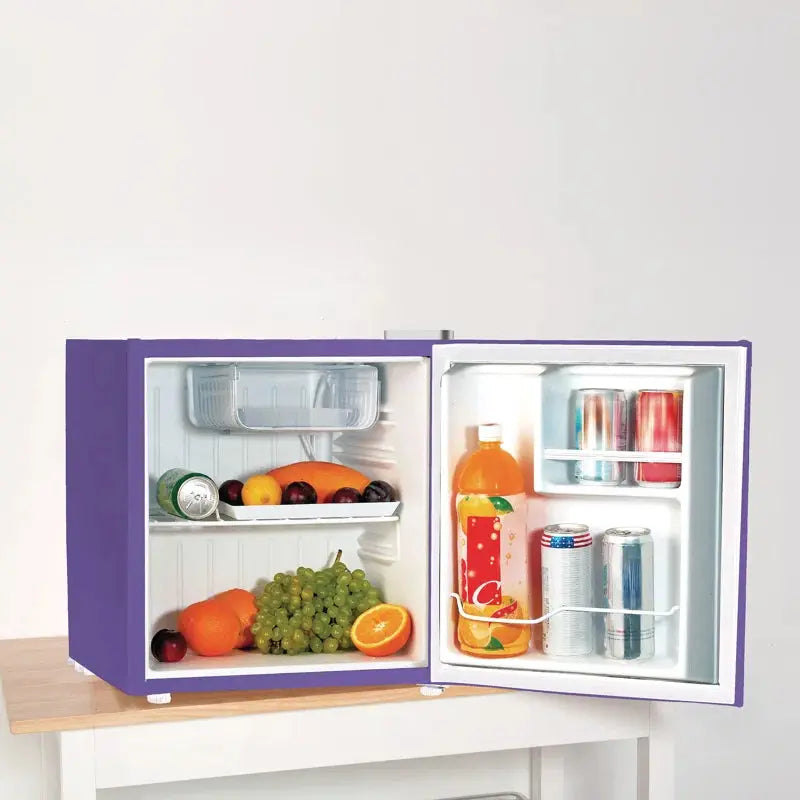 Frigidaire 1.6 Mini Fridge | Fridge.com