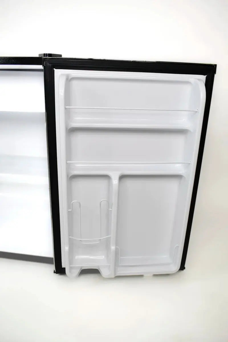 Frigidaire 4.5 CU. FT. Compact Refrigerator (Platinum Design) | Fridge.com