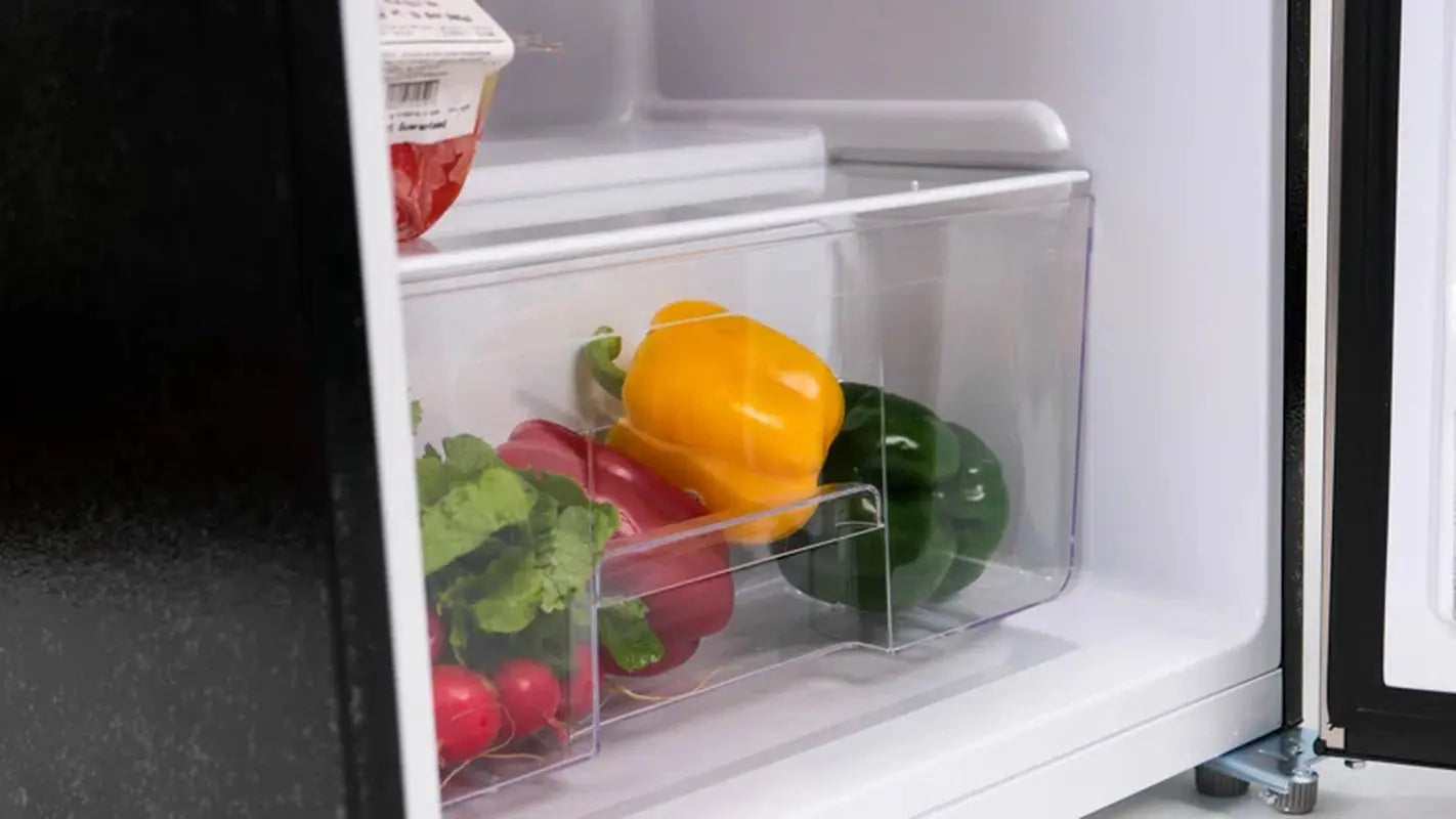 Frigidaire Platinum Fridge Freezer Combo, 7.5 Cu. Ft. Capacity Apartment Size Fridge with Freezer | Fridge.com