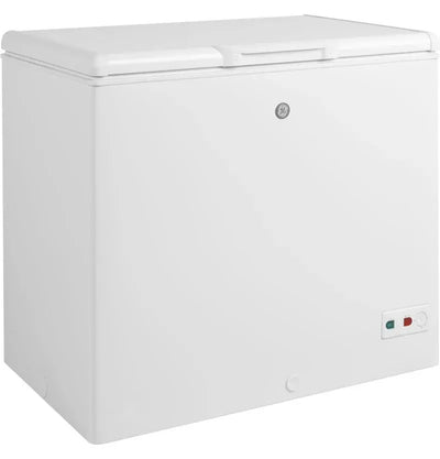 GE Appliances 8.8 Cubic Feet Cu. Ft. Garage Ready Chest Freezer with Adjustable Temperature Controls | Fridge.com