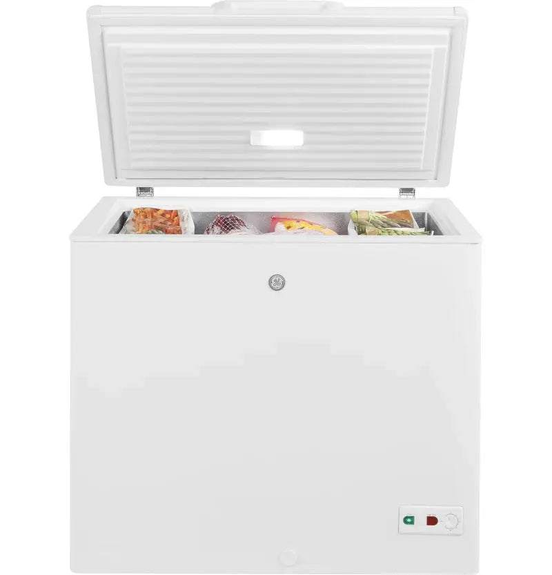 GE Appliances 8.8 Cubic Feet Cu. Ft. Garage Ready Chest Freezer with Adjustable Temperature Controls | Fridge.com