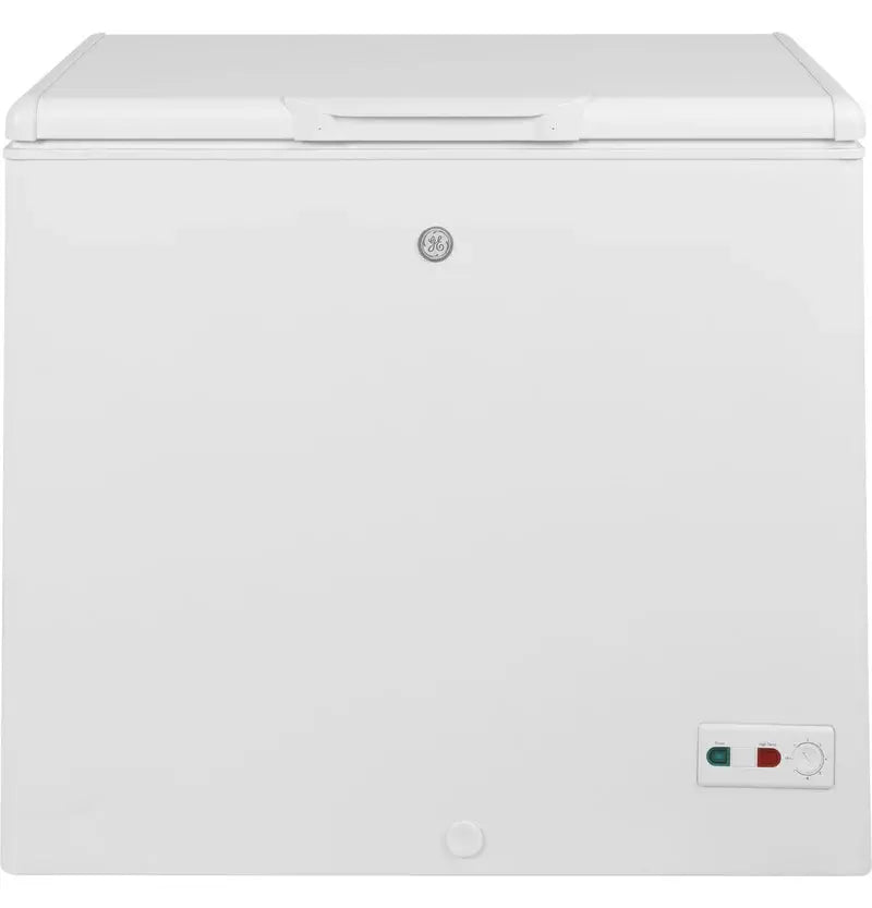 GE Appliances 8.8 Cubic Feet Cu. Ft. Garage Ready Chest Freezer with Adjustable Temperature Controls | Fridge.com