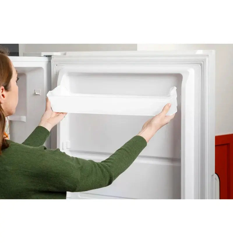 Hotpoint® 13 Cu. Ft. Frost-Free Upright Freezer | Fridge.com