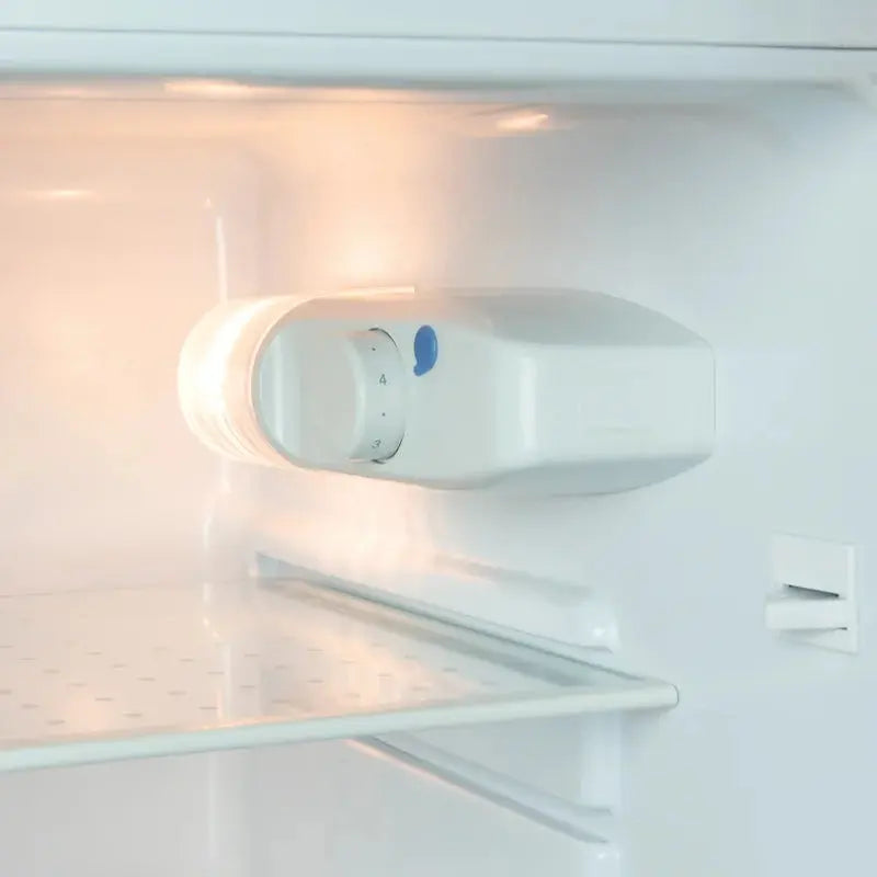 Igloo 22" 3.2 Cubic Feet Top Freezer Refrigerator | Fridge.com