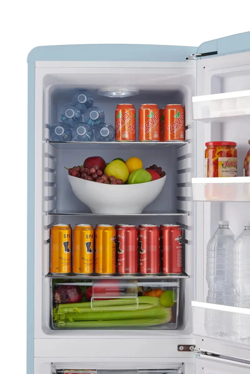 Iio 22" 7 Cubic Feet Energy Star Bottom Freezer Refrigerator | Fridge.com