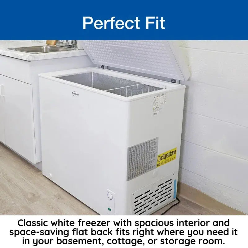 Koolatron Large Chest Freezer 7.0 Cu Ft (195L) White, Manual Defrost | Fridge.com