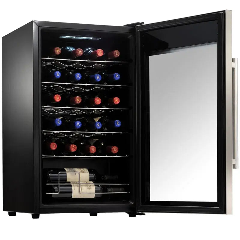 Nutrichef 16.93'' 24 Bottle and Can Single Zone Freestanding Wine & Beverage Refrigerator | Fridge.com