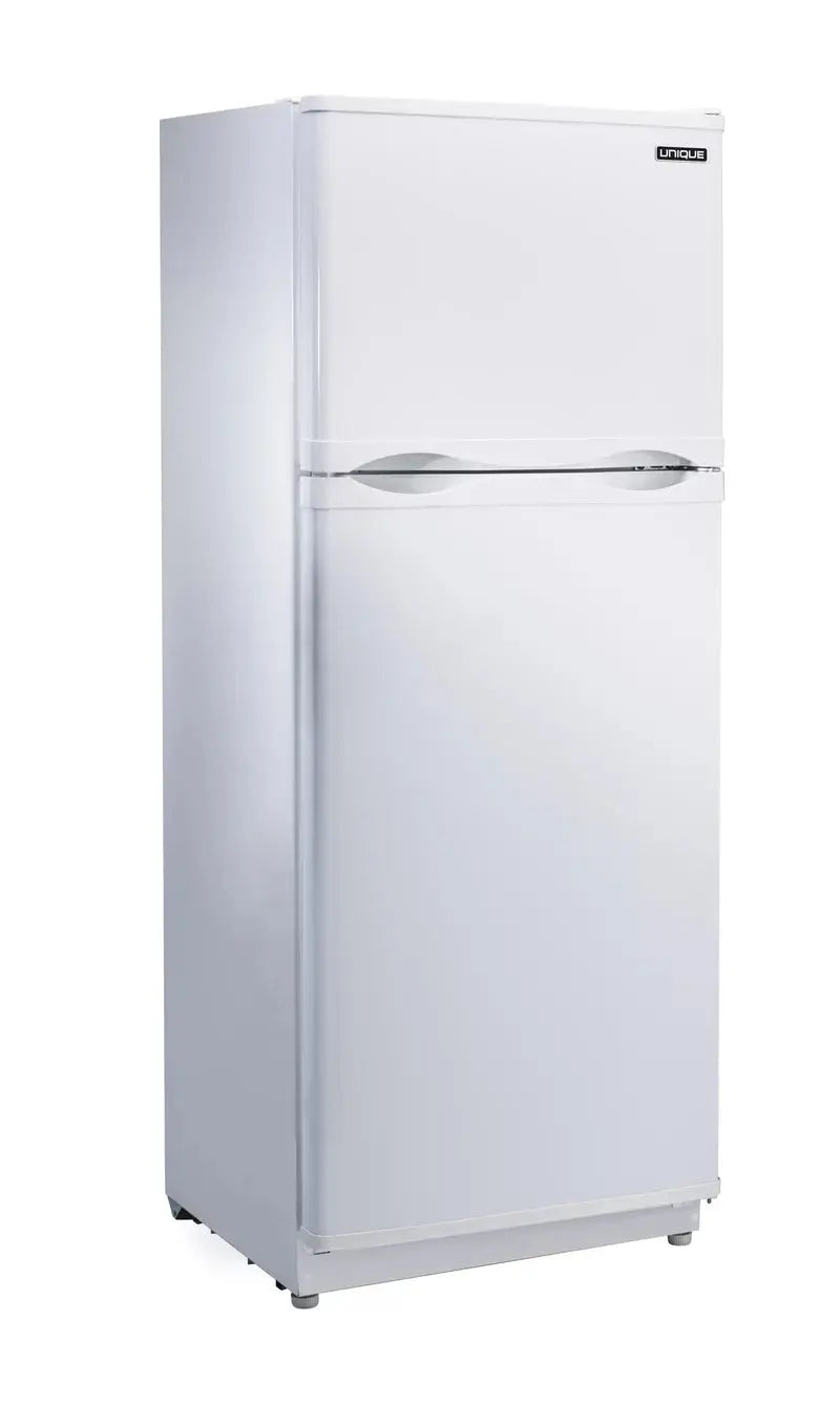 Off-Grid 24" Solar Powered DC 10.3 Cu. Ft. Freestanding Top Freezer Refrigerator | Fridge.com