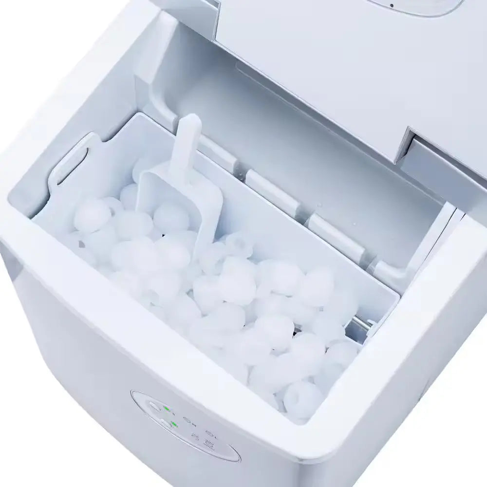 Portable 28 Lb. of Ice a Day Countertop Ice Maker BPA Free Parts with 3 Ice Sizes and Ice Scoop - Silver | Fridge.com