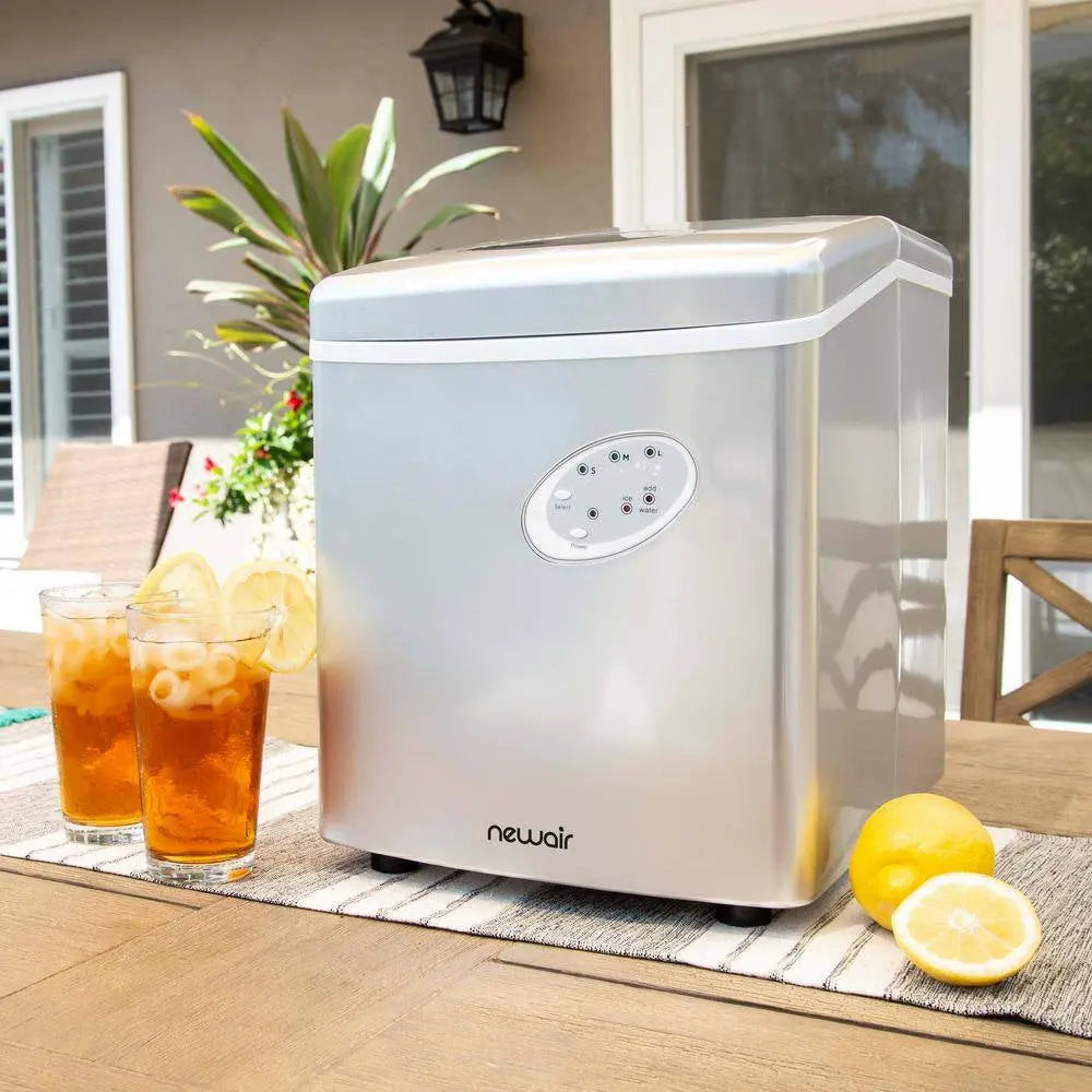 Portable 28 Lb. of Ice a Day Countertop Ice Maker BPA Free Parts with 3 Ice Sizes and Ice Scoop - Silver | Fridge.com