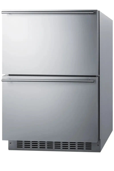 Summit Appliance 3.9 Cubic Feet Mini Fridge with Freezer | Fridge.com