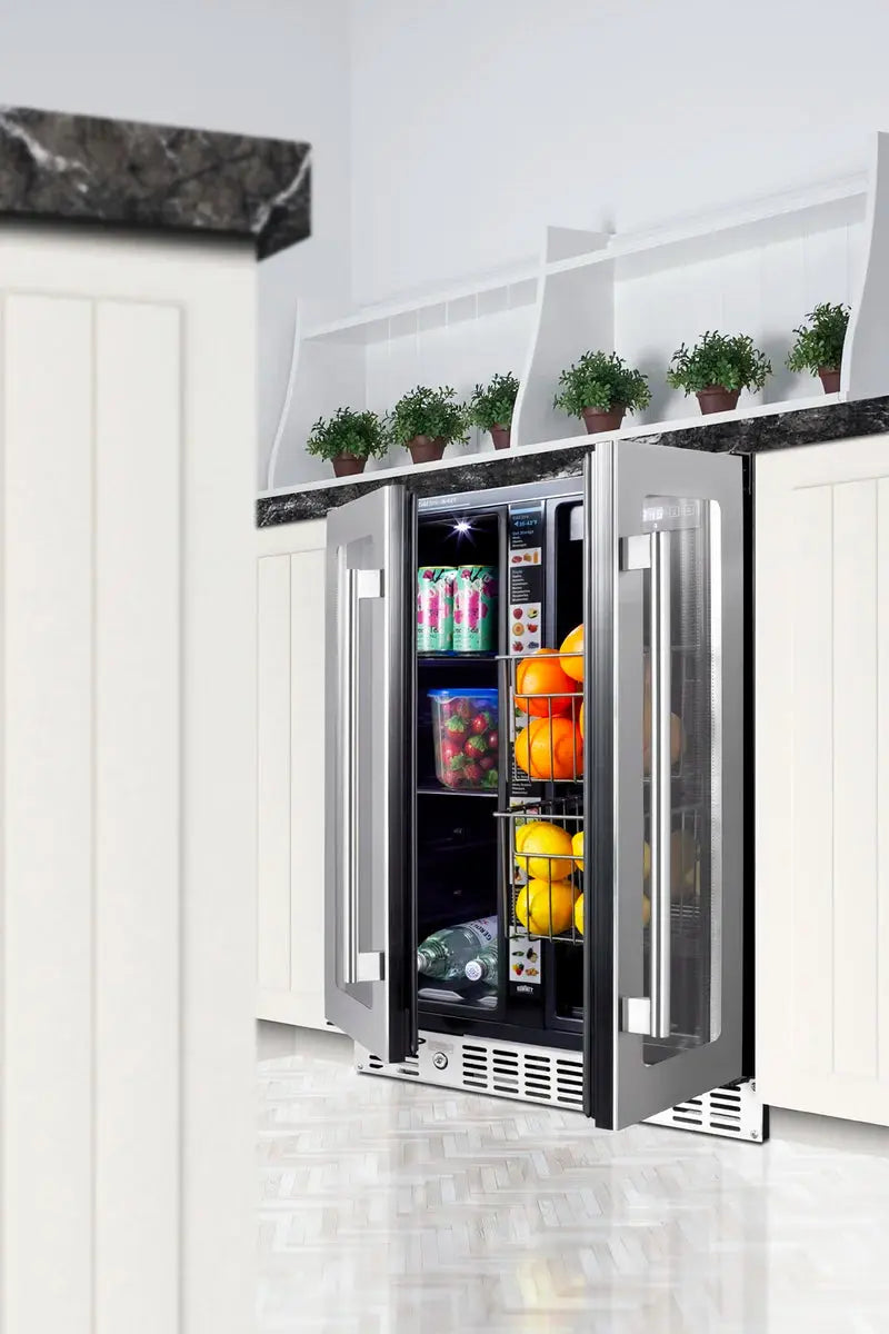 Summit Appliance 4.6 Cubic Feet Mini Fridge | Fridge.com