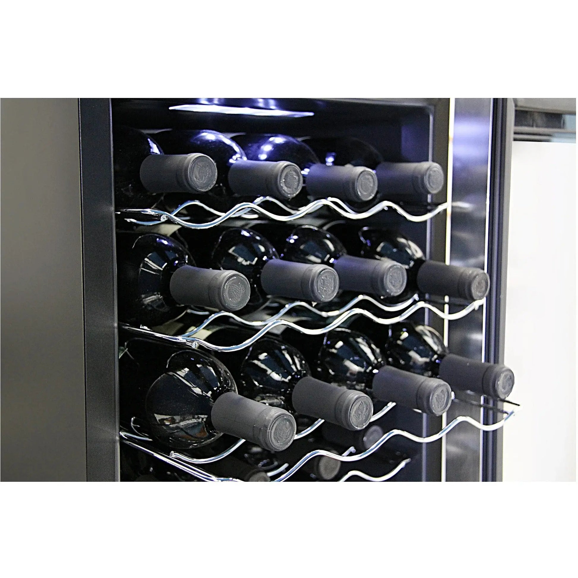 Whynter 20-Bottle Thermoelectric Wine Cooler, Black | Fridge.com