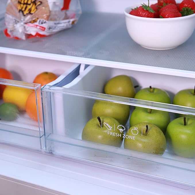 Avanti French Door Refrigerator With Bottom Freezer 30-Inch Wideâ€‹, Frost Free Technology, Large Capacity With Adjustable Shelves, Door Bins & Crisper Drawers, 17.5 cu.ft., Stainless Steel - View 6 | Fridge.com