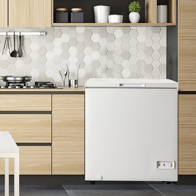 5 Cu.ft Compact Chest Freezer With Removable Storage Basket | Fridge.com