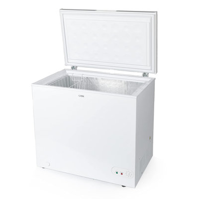 CCFE Series 7 cu. ft. Chest Freezer | Fridge.com
