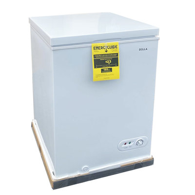 Cooler Depot 3.5 Cubic Feet Commercial Chest Freezer - 21'' | Fridge.com