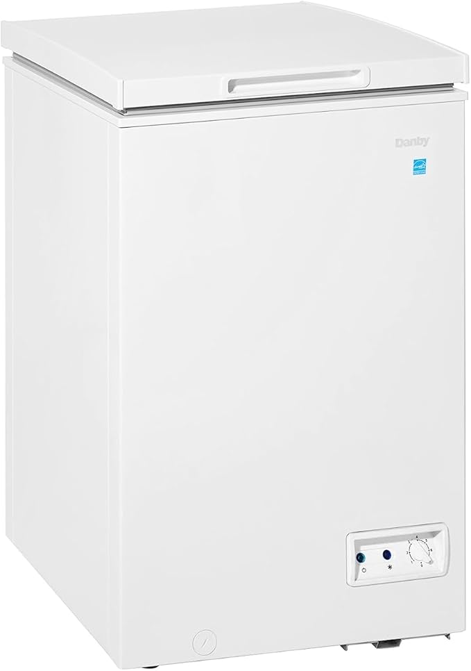 Danby Dcf035a5wdb Chest Freezer, White - View 3 | Fridge.com