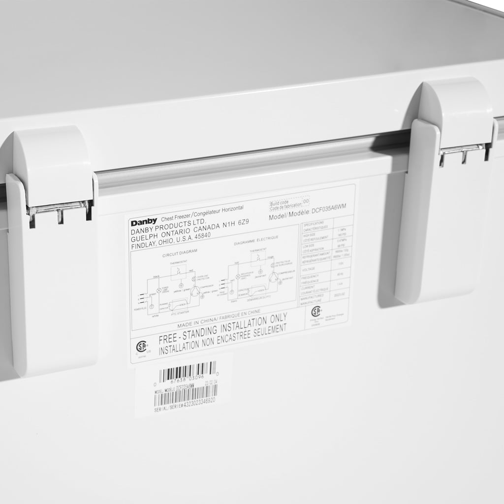 Danby Diplomat 20" Compact Chest Freezer DCF035A6WM - View 2 | Fridge.com