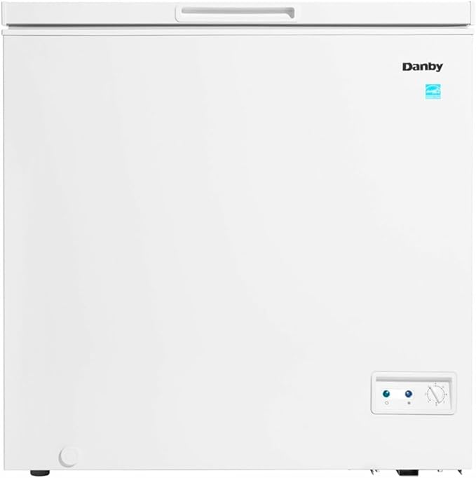 Danby 7.0 Cu. Ft. Square Model Chest Freezer In White Dcf070a5wdb - View 3 | Fridge.com