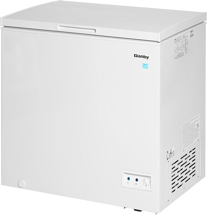 Danby 7.0 Cu. Ft. Square Model Chest Freezer In White Dcf070a5wdb - View 5 | Fridge.com